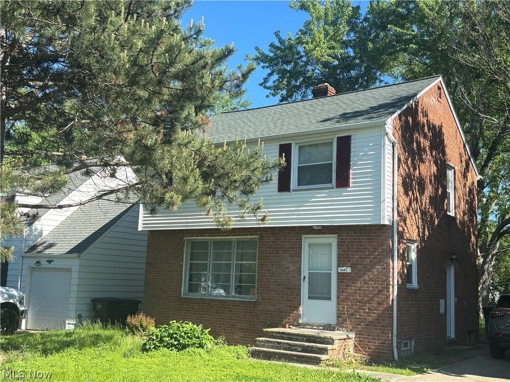 4847 Farnhurst Road, Lyndhurst, OH 44124