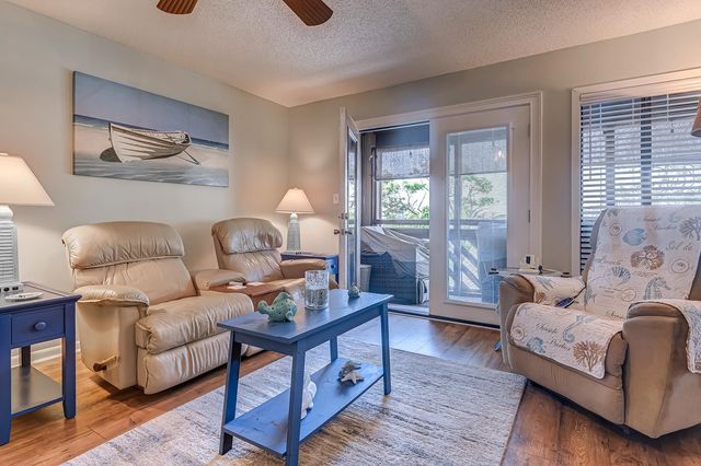 223 Maison Dr. F4, Myrtle Beach, SC 29572