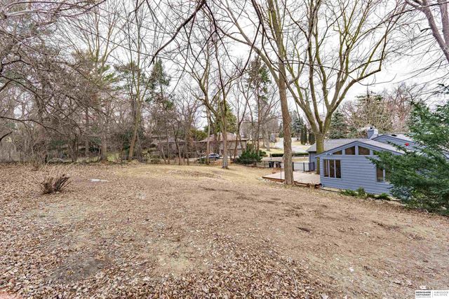 7811 Pierce Circle, Omaha, NE 68124