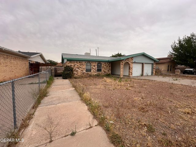 10428 CRONUS Drive, El Paso, TX 79924
