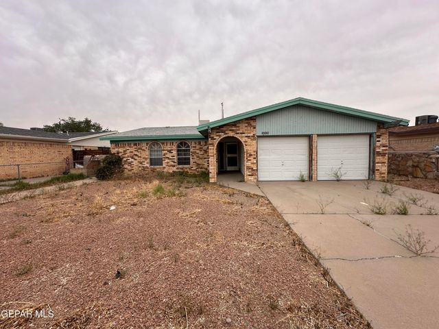10428 CRONUS Drive, El Paso, TX 79924