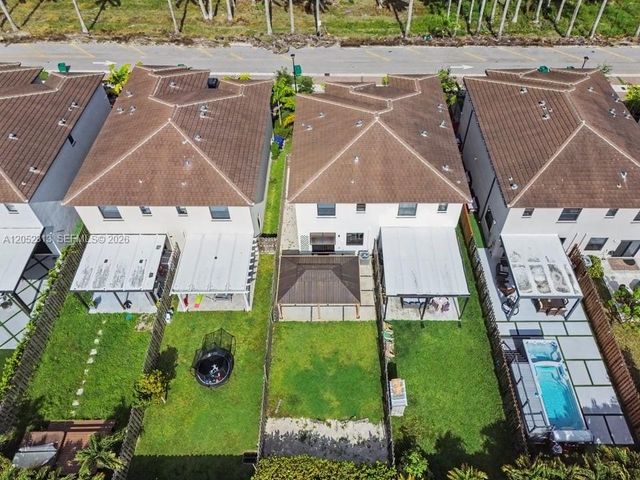 25545 SW 109th Ave, Homestead, FL 33032