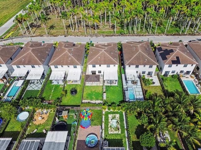 25545 SW 109th Ave, Homestead, FL 33032
