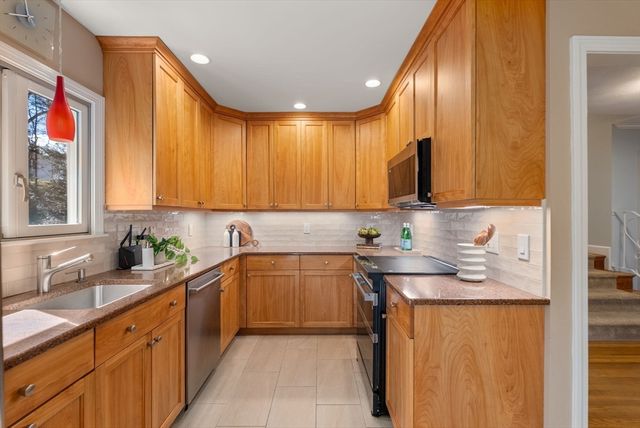 160 Varick Road, Newton, MA 02468