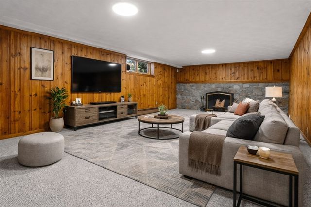 160 Varick Road, Newton, MA 02468