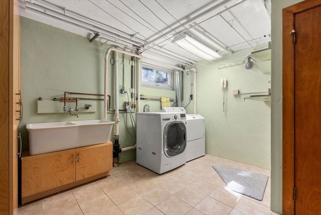 160 Varick Road, Newton, MA 02468