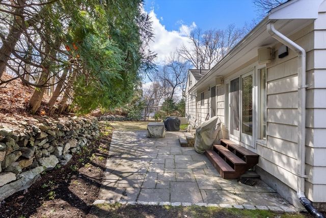 160 Varick Road, Newton, MA 02468