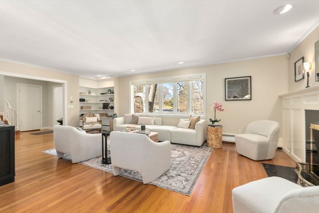 160 Varick Road, Newton, MA 02468