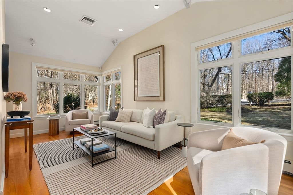 160 Varick Road, Newton, MA 02468