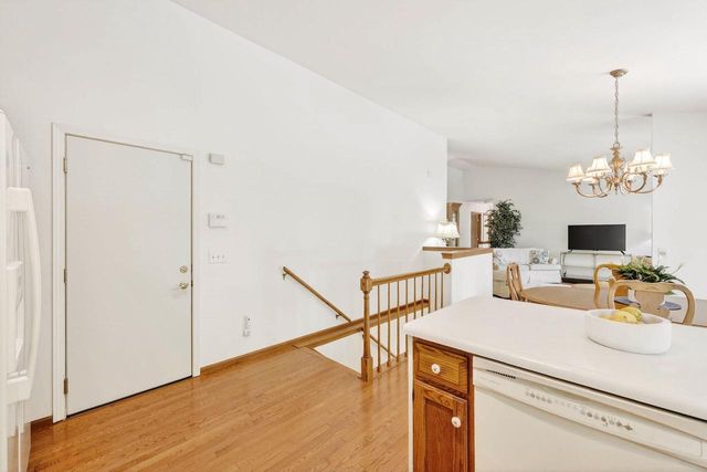3033 Artesian Lane, Madison, WI 53713