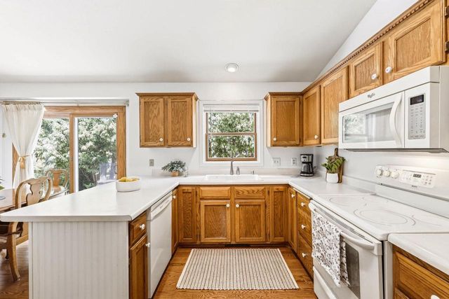 3033 Artesian Lane, Madison, WI 53713