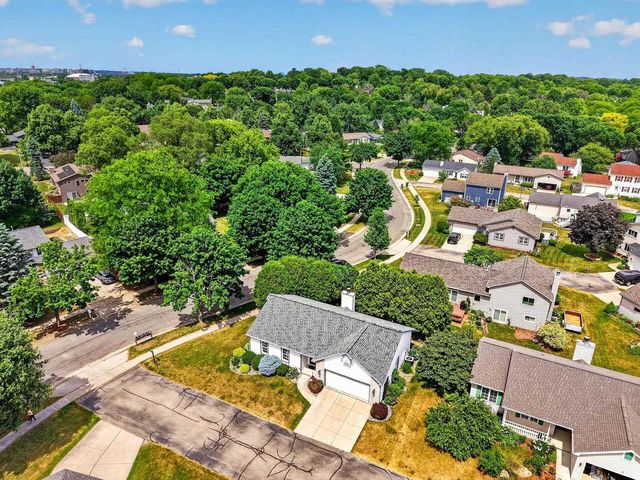 3033 Artesian Lane, Madison, WI 53713
