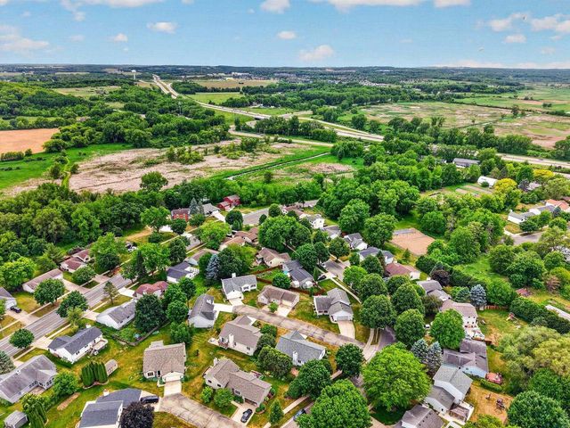 3033 Artesian Lane, Madison, WI 53713