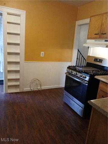 3609 Stoer Road, Shaker Heights, OH 44122