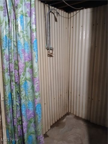 3609 Stoer Road, Shaker Heights, OH 44122