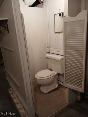 3609 Stoer Road, Shaker Heights, OH 44122