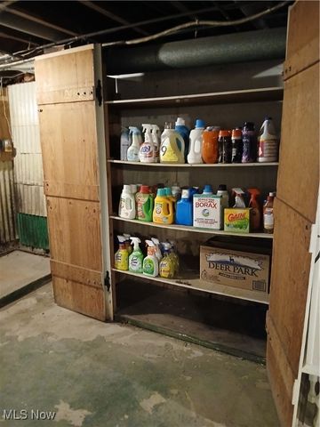 3609 Stoer Road, Shaker Heights, OH 44122