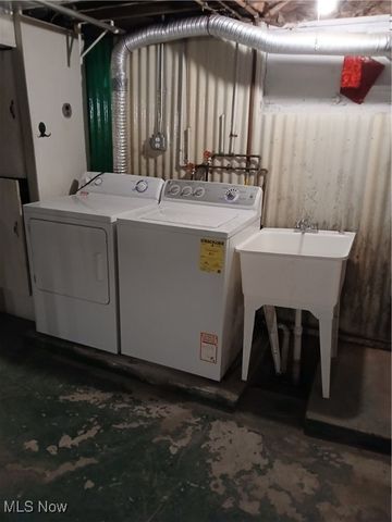 3609 Stoer Road, Shaker Heights, OH 44122