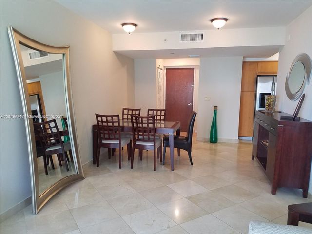 6365 Collins Ave 910, Miami Beach, FL 33141