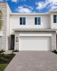 409 BOGEY DRIVE, Davenport, FL 33896