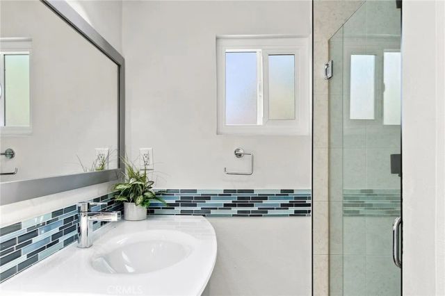 5847 Texhoma Avenue, Encino, CA 91316