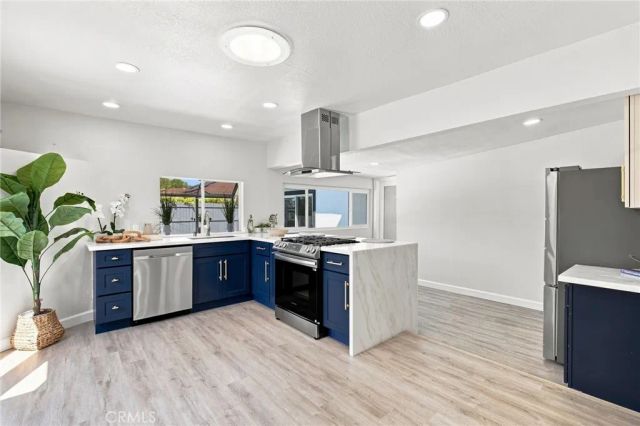 5847 Texhoma Avenue, Encino, CA 91316