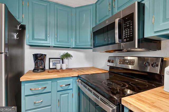 275 Lakemoore Drive NE D, Atlanta, GA 30342