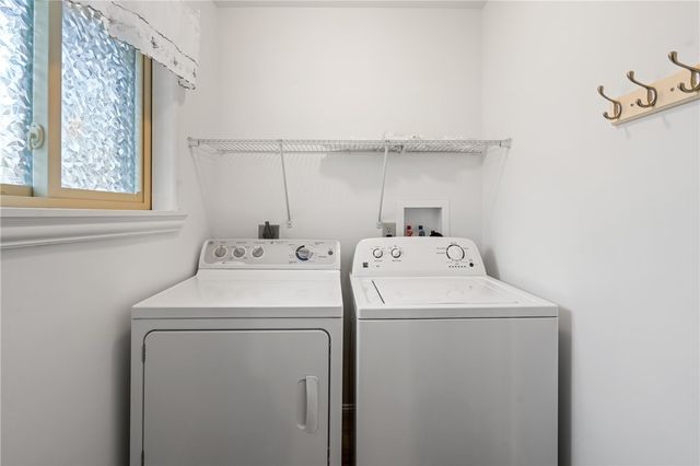 112 Wishart Dr, Brighton Twp, PA 15009