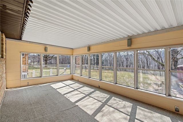 112 Wishart Dr, Brighton Twp, PA 15009