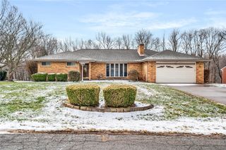 112 Wishart Dr, Brighton Twp, PA 15009