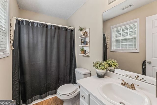 5410 Lombardy Drive, Lula, GA 30554