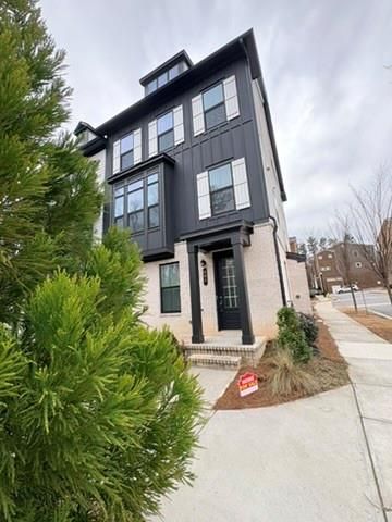 108 Caravelle Ln, Alpharetta, GA 30005