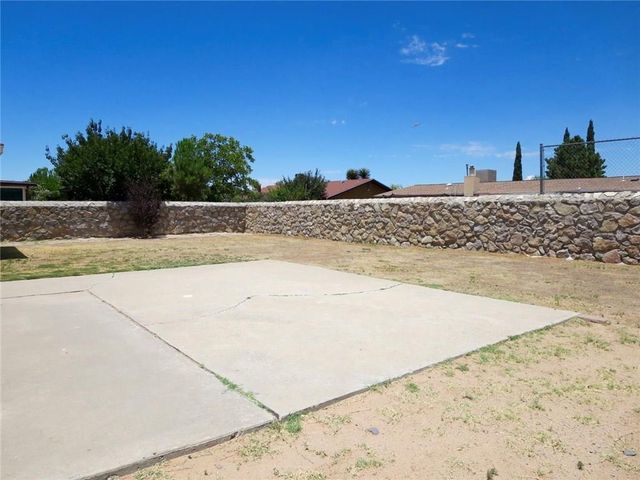 10807 Elkhart Drive, El Paso, TX 79935