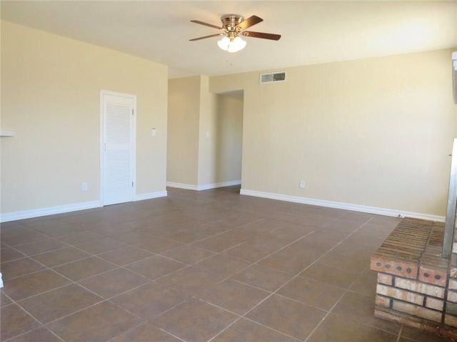 10807 Elkhart Drive, El Paso, TX 79935