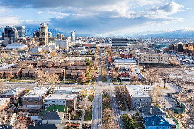 222 N 200 W, Salt Lake City, UT 84103