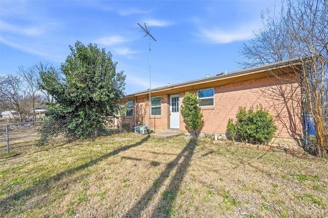 1812 Frances Drive 1810, Garland, TX 75042