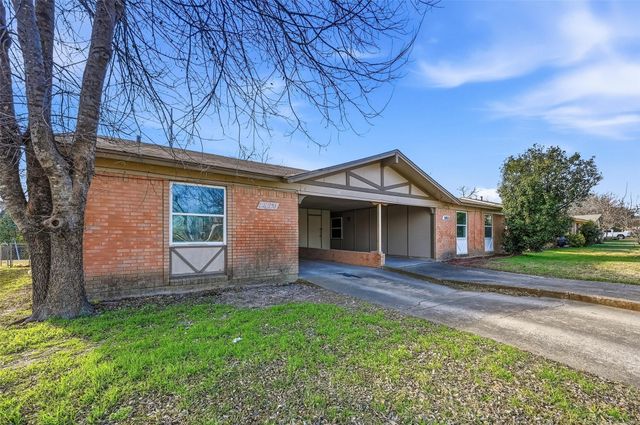 1812 Frances Drive 1810, Garland, TX 75042