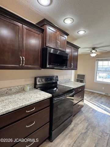 6735 N NELSON DRIVE, Columbia, MO 65202