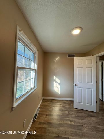 6735 N NELSON DRIVE, Columbia, MO 65202