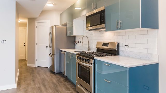 2852 N Albany Avenue 1, Chicago, IL 60618
