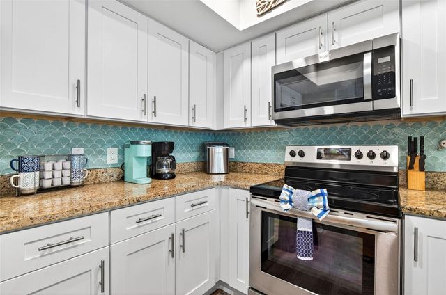 3009 22ND AVENUE W, Bradenton, FL 34205