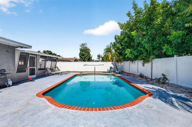 3009 22ND AVENUE W, Bradenton, FL 34205