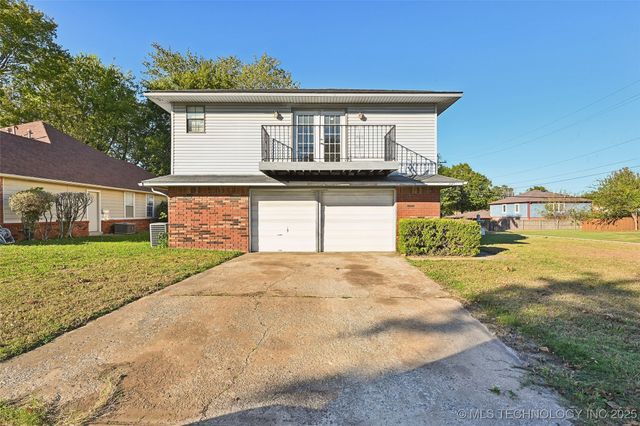 447 E Latimer Street, Tulsa, OK 74106