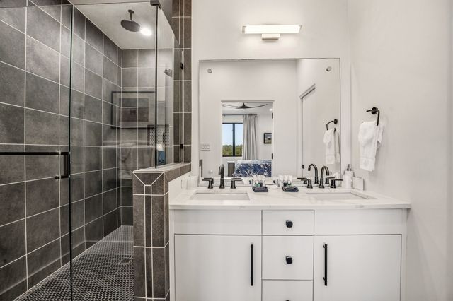 380 Ryan Joe Circle, Iredell, TX 76649