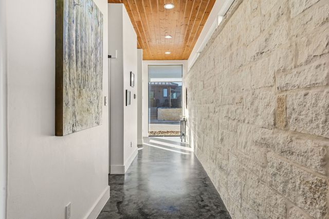 380 Ryan Joe Circle, Iredell, TX 76649