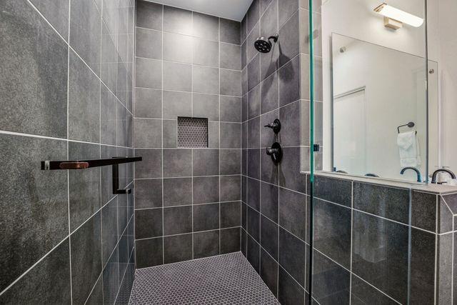 380 Ryan Joe Circle, Iredell, TX 76649