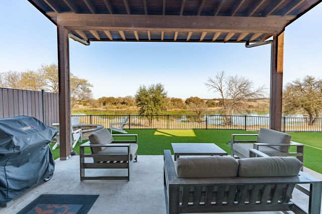 380 Ryan Joe Circle, Iredell, TX 76649