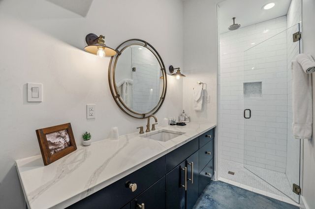 380 Ryan Joe Circle, Iredell, TX 76649