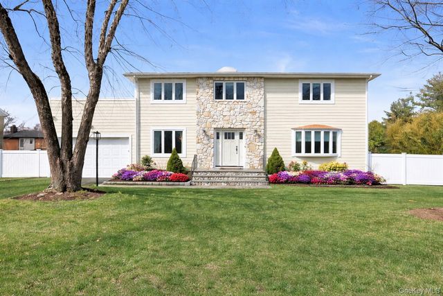 21 Elmridge Drive, Scarsdale, NY 10583