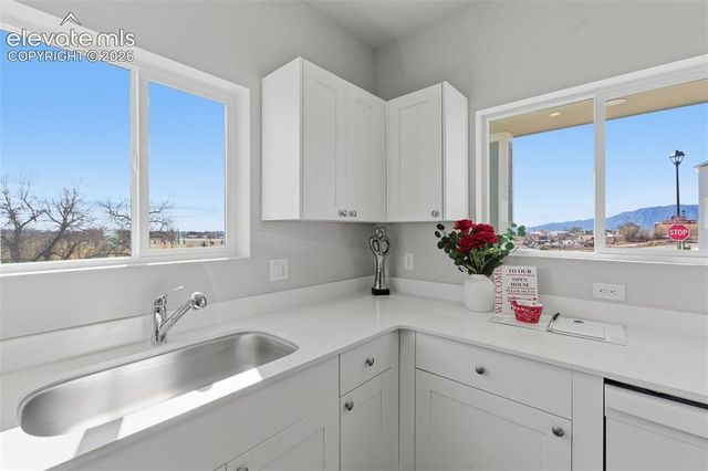 6694 Rawhide Ridge View, Colorado Springs, CO 80915